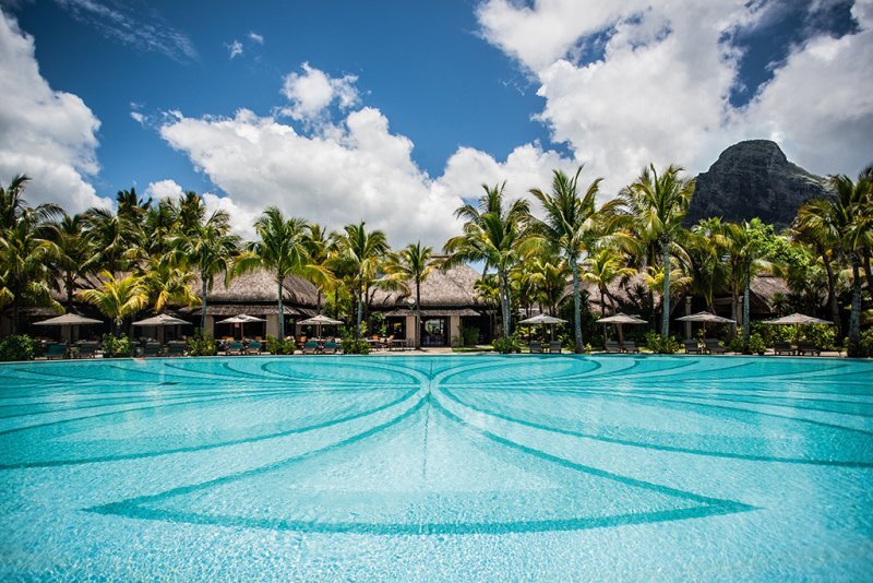 Paradis Beachcomber Golf Resort & Spa