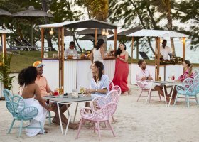 mauricius-hotel-c-mauritius-222_ext_w_1.jpg