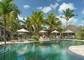 mauricius-hotel-coin-de-mire-attitude-219_ext_w_2.jpg