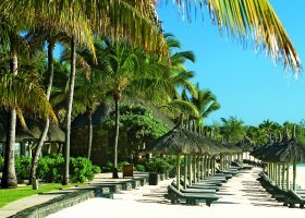 mauricius-hotel-constance-belle-mare-plage-resort-232_ext_w_1.jpg