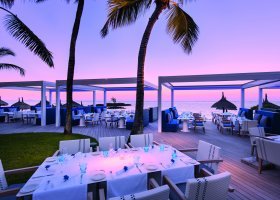 mauricius-hotel-constance-belle-mare-plage-resort-253_ext_w_1.jpg