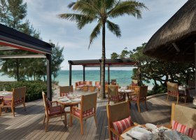 mauricius-hotel-constance-belle-mare-plage-resort-458_ext_w_1.jpg