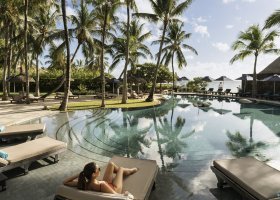 mauricius-hotel-constance-belle-mare-plage-resort-477_ext_w_1.jpg