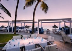 mauricius-hotel-constance-belle-mare-plage-resort-565_ext_w_1.jpeg