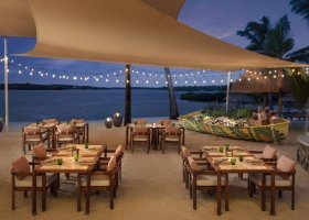mauricius-hotel-four-seasons-resort-mauritius-339_ext_w_1.jpg