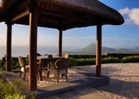 mauricius-hotel-lakaz-chamarel-exclusive-082_ext_w_1.jpg