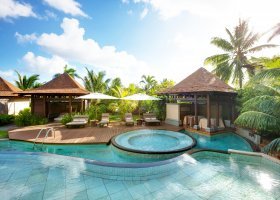 mauricius-hotel-lux-le-morne-097_ext_w_1.jpg
