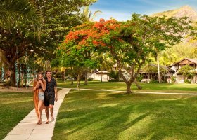 mauricius-hotel-lux-le-morne-167_ext_w_1.jpg