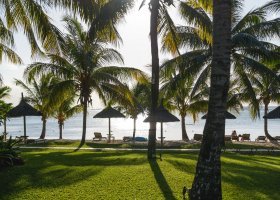 mauricius-hotel-lux-le-morne-313_ext_w_1.jpg