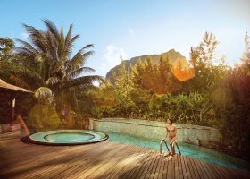 mauricius-hotel-lux-le-morne-335_ext_w_1.jpg