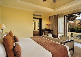 mauricius-hotel-maradiva-resort-villas-spa-020_ext_w_1.jpg