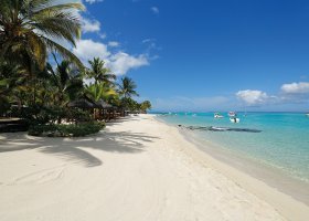 mauricius-hotel-paradis-beachcomber-450_ext_w_1.jpg