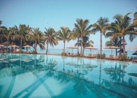 mauricius-hotel-paradis-beachcomber-582_ext_w_1.jpg