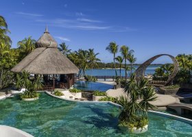 mauricius-hotel-shangri-la-s-le-touessrok-resort-spa-261_ext_w_1.jpg