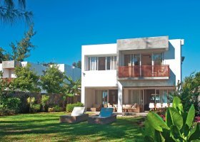 mauricius-hotel-so-beach-villa-027_ext_w_2.jpg