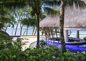 mauricius-hotel-sofitel-so-mauritius-111_ext_w_1.jpg