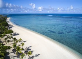 mauricius-hotel-st-regis-le-morne-resort-405_ext_w_1.jpg