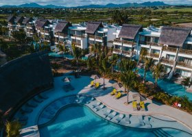 mauricius-hotel-sunrise-attitude-288_ext_w_2.jpg