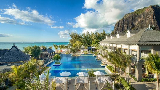 The St. Regis Le Morne Resort *****